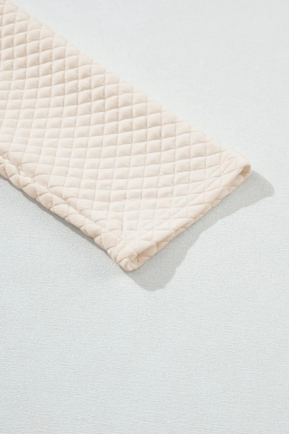 Fashion Dear-Lover High Neck Kangaroo Pocket Quilted Sweatshirt Apricot
