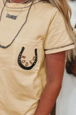 Outlet Dear-Lover RODEO Horseshoe Embroidered Patch Pocket T Shirt Apricot