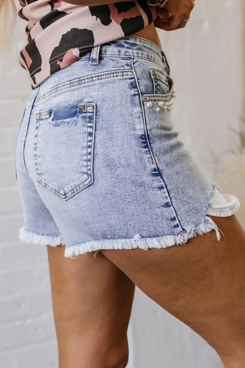 Online Dear-Lover Pearl Studded Pockets Raw Hem Denim Shorts Beau Blue