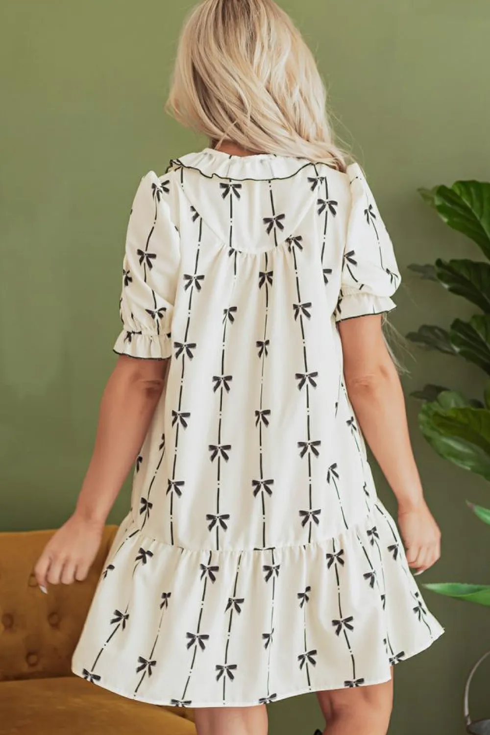 Outlet Dear-Lover Cute Bowknot Printed Bubble Sleeve V Neck Mini Dress Beige
