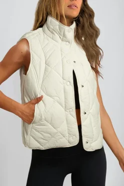 Hot Dear-Lover Quilted High Neck Button Up Pocket Vest Coat Beige
