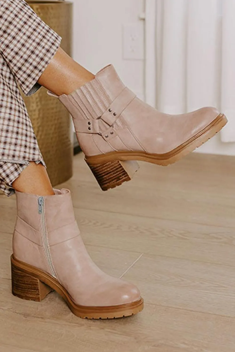 Clearance Dear-Lover Ring Linked Zipper Chunky Heel Ankle Boots Beige