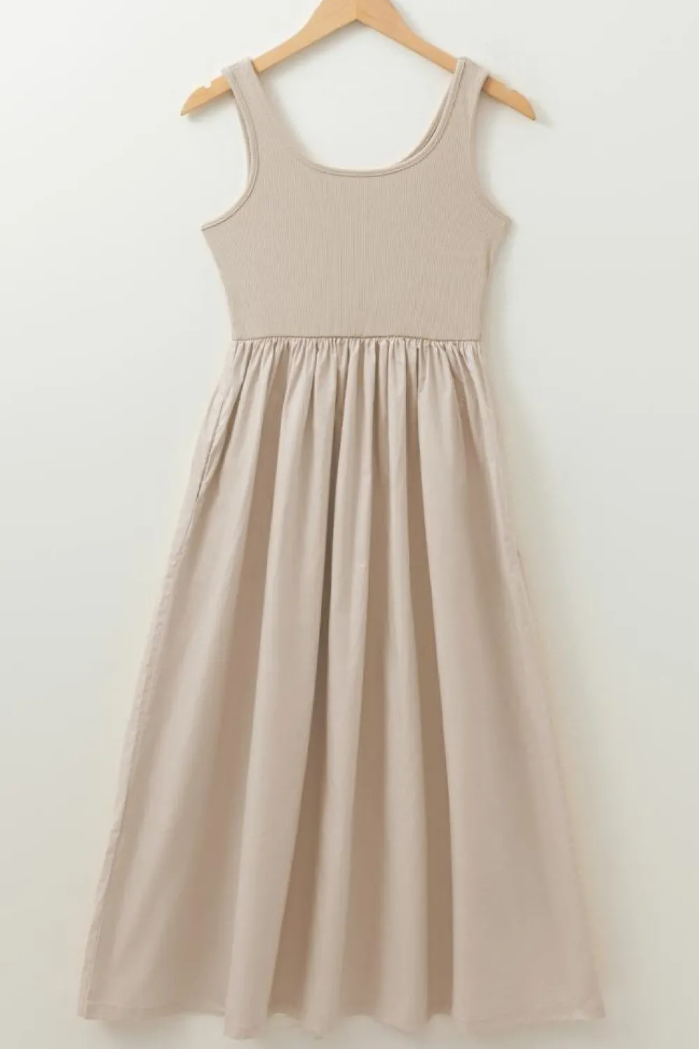 New Dear-Lover Scoop Neck Ribbed Bodice Pleated Sleeveless Long Dress Beige