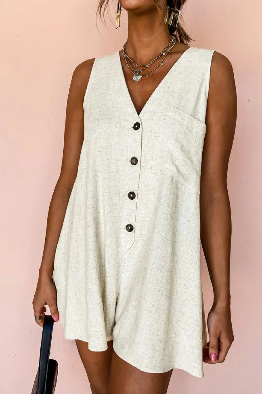 Outlet Dear-Lover Sleeveless V Neck Buttoned Front Chest Pocket Romper Beige