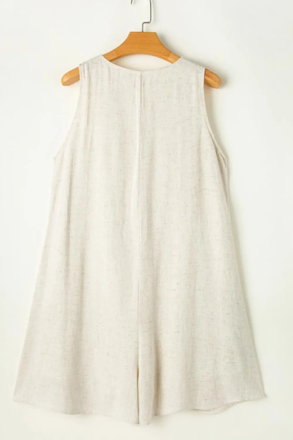 Outlet Dear-Lover Sleeveless V Neck Buttoned Front Chest Pocket Romper Beige