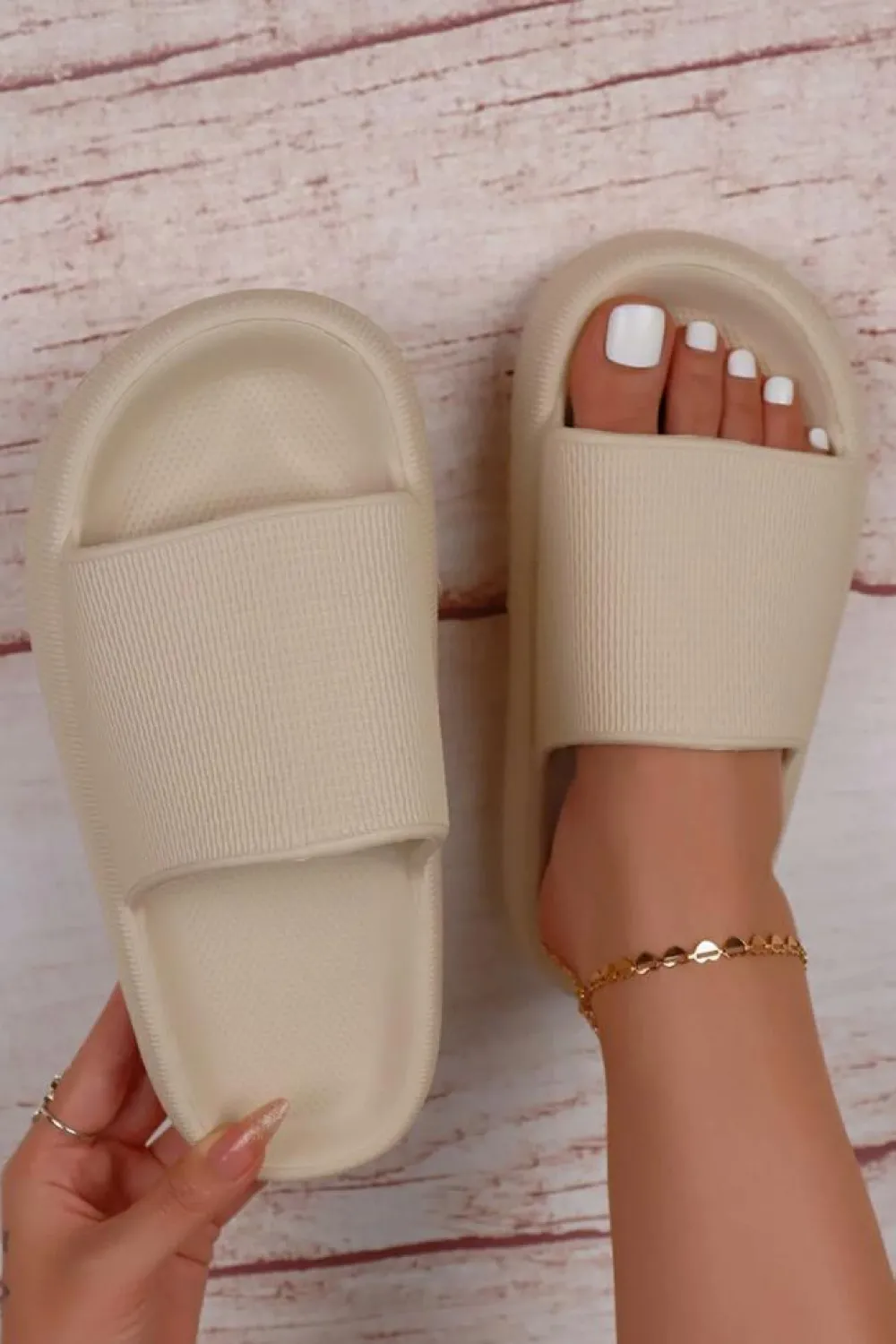 New Dear-Lover Solid Non-slip Wide Band Thick Sole Slippers Beige
