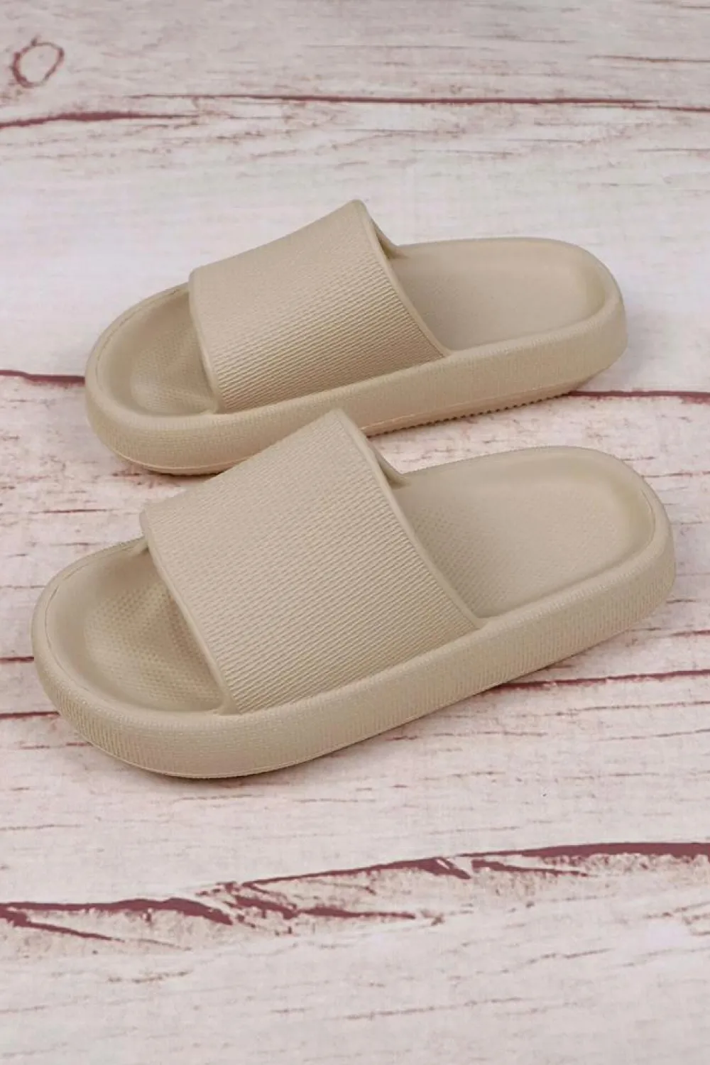 New Dear-Lover Solid Non-slip Wide Band Thick Sole Slippers Beige