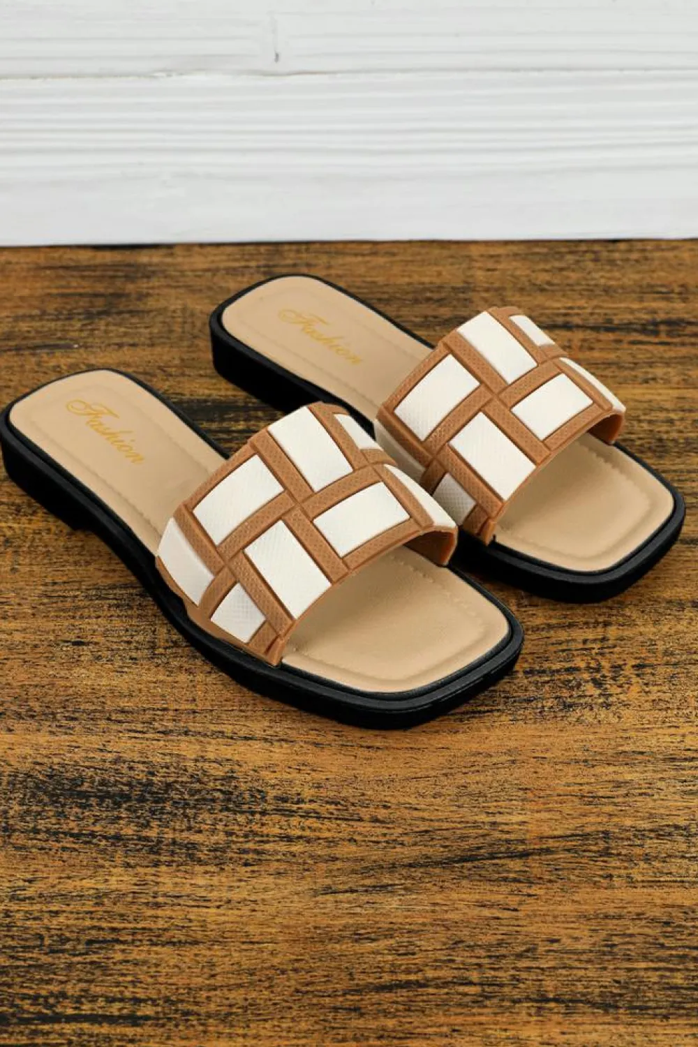 Sale Dear-Lover Two Tone Contrast PU Leather Square Toe Slippers Beige
