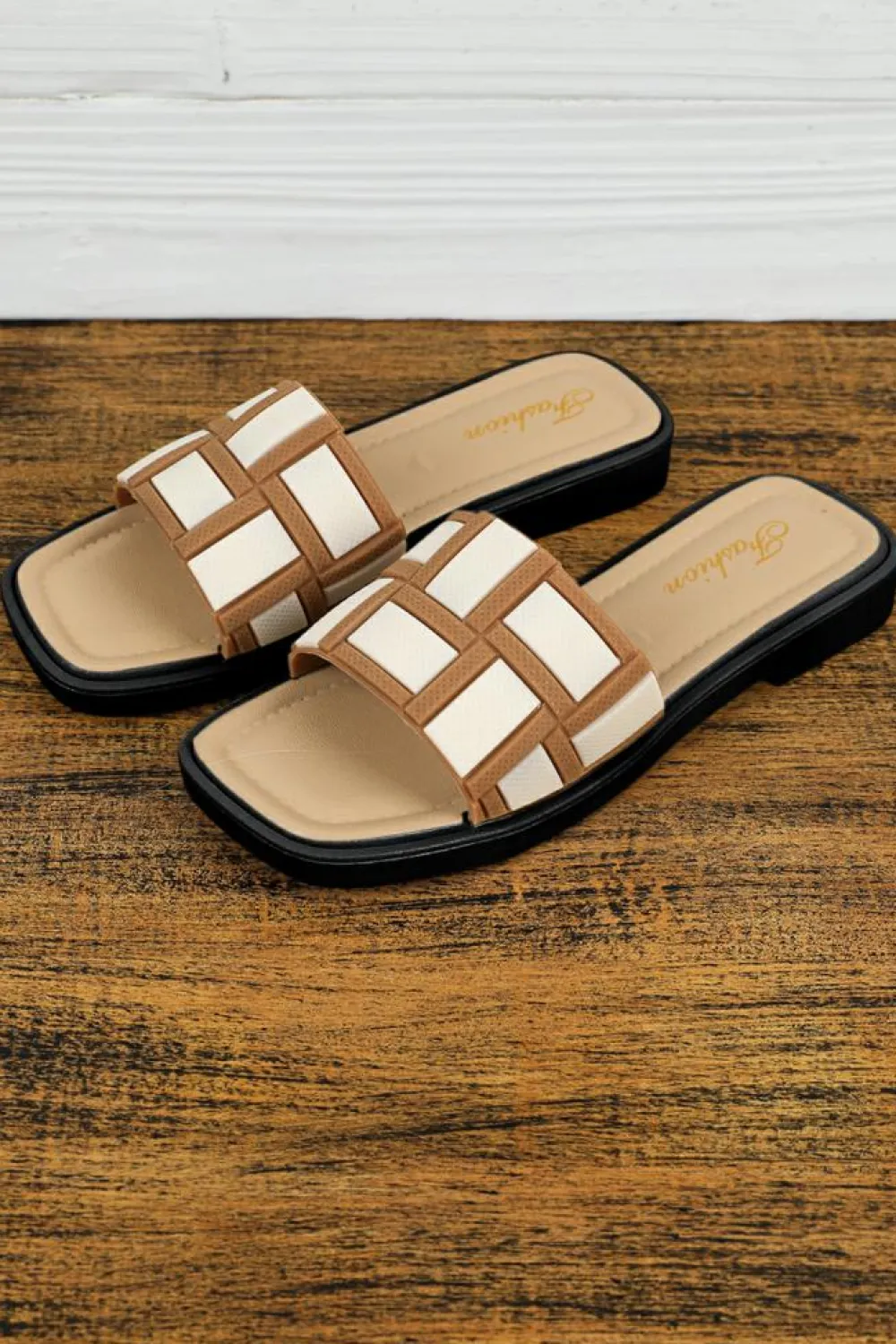 Sale Dear-Lover Two Tone Contrast PU Leather Square Toe Slippers Beige