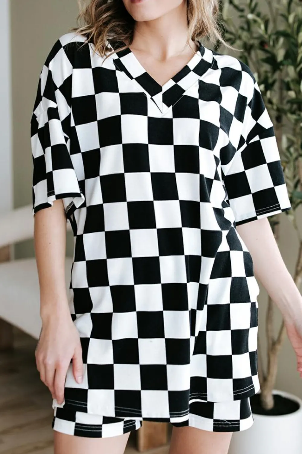 Discount Dear-Lover Checkerboard Print V Neck Loose Tee and Shorts Lounge Set Black