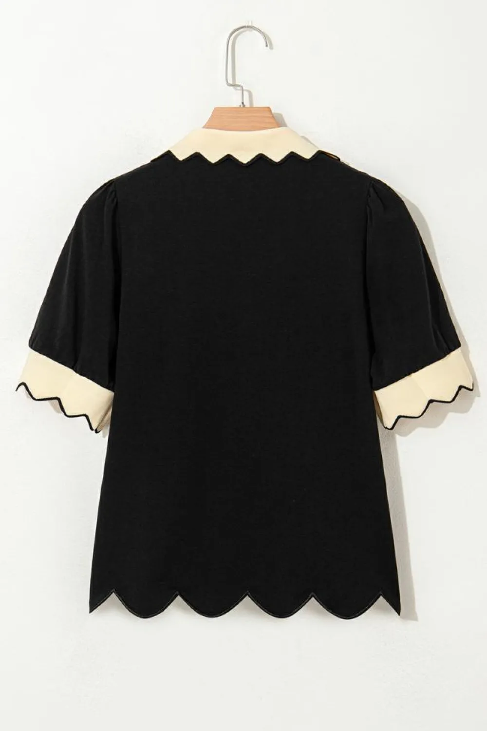 Discount Dear-Lover Color Contrast Collared V Neck Puff Sleeve Blouse Black