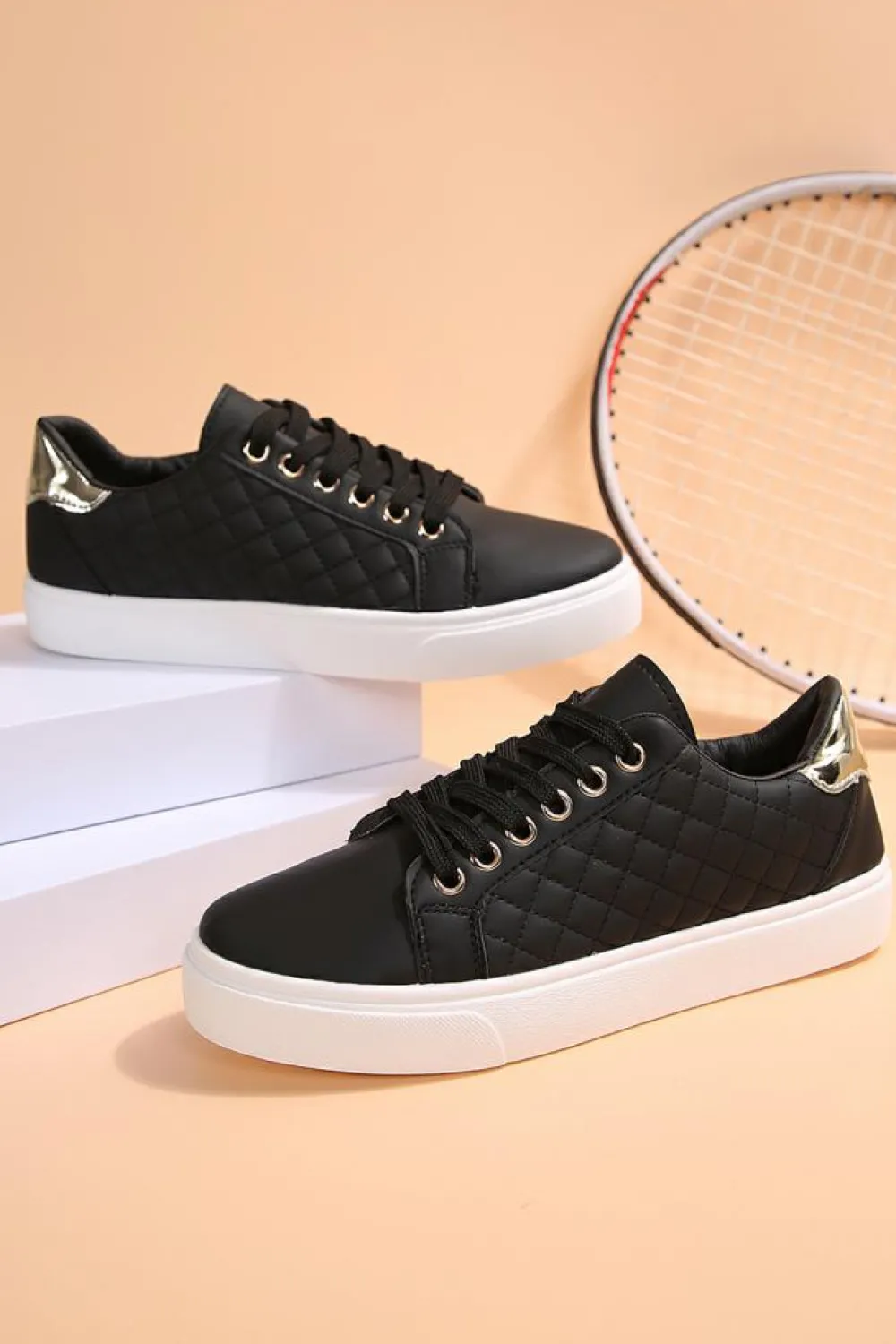 Sale Dear-Lover Color Contrast Quilted Lace-up Sneakers Black
