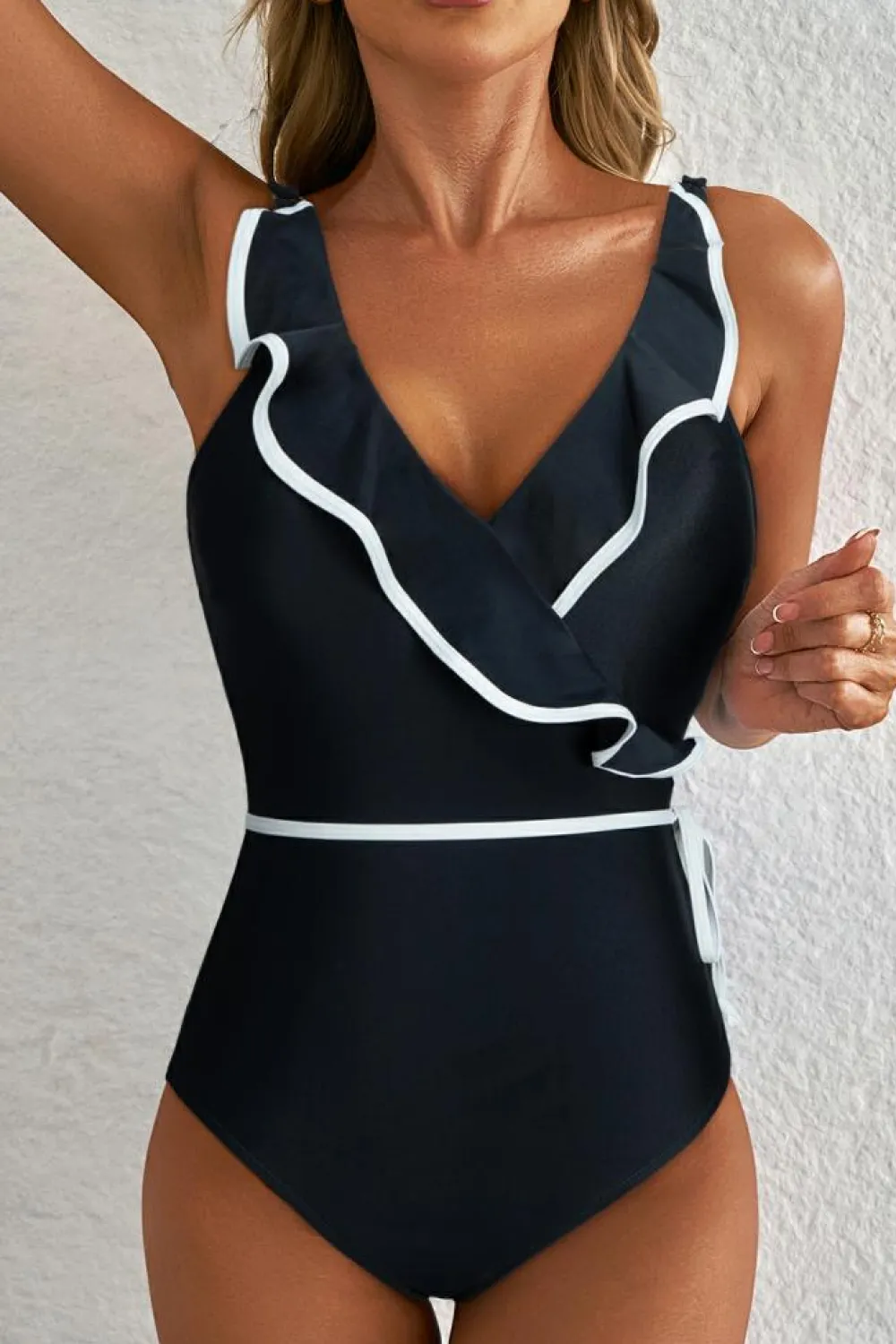 Outlet Dear-Lover Color Contrast Ruffled Wrap V Neck Swimsuit Black