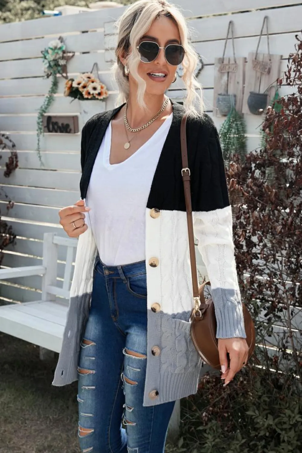 Discount Dear-Lover Colorblock Button Pocket Knit Cardigan Black