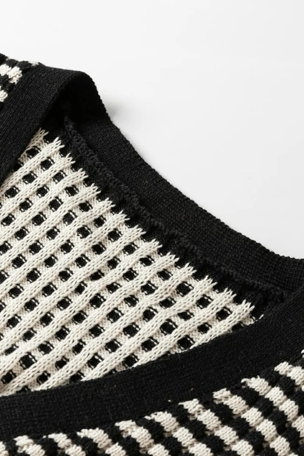 Online Dear-Lover Colorblock Textured Knit Buttoned Cardigan Black