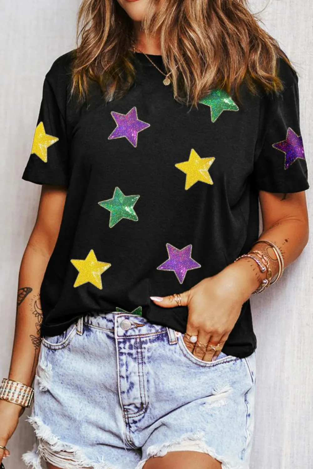 Discount Dear-Lover Colorful Sequin Stars Patched Relaxed T Shirt Black