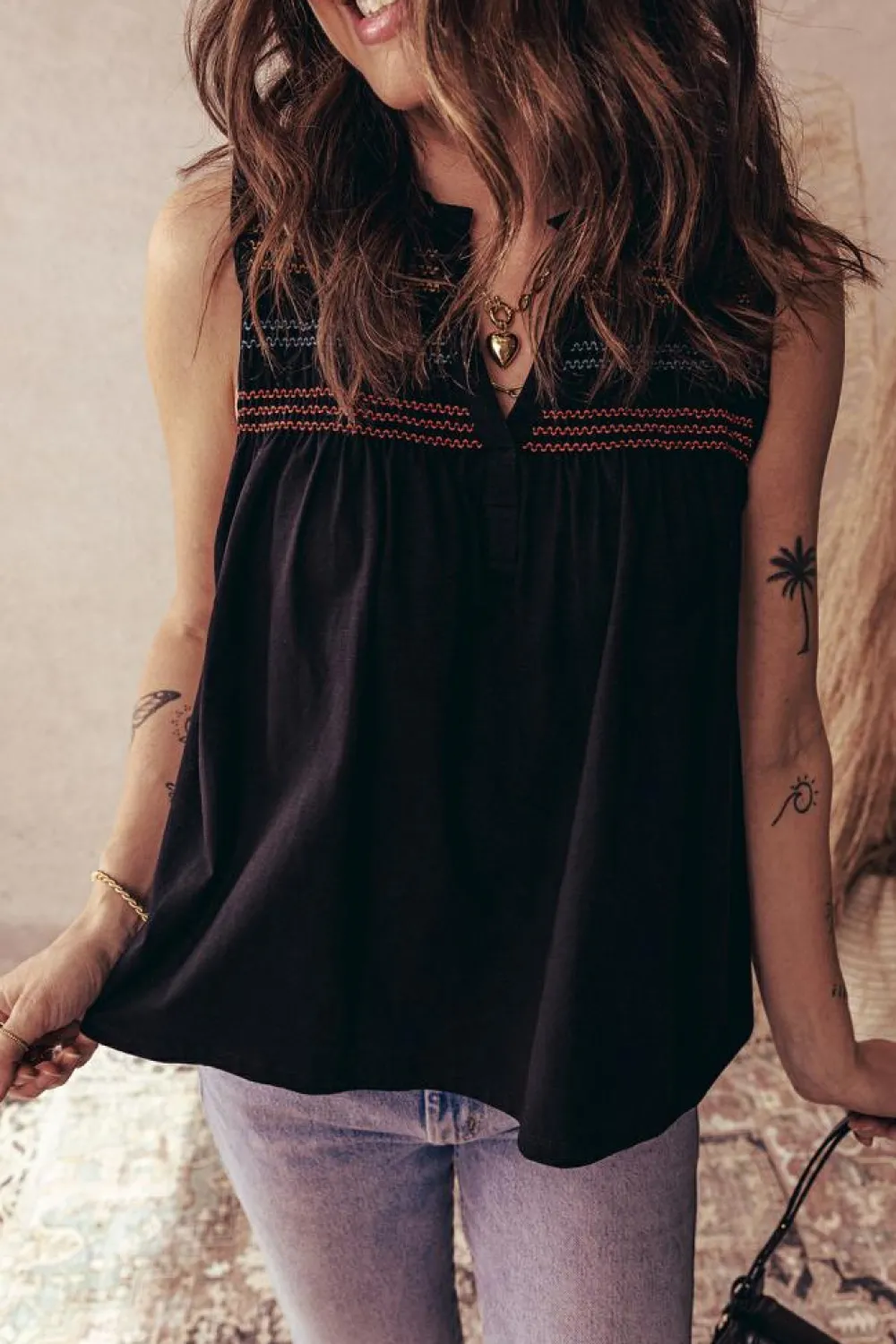 Outlet Dear-Lover Colorful Shirred Yoke Notched V Neck Tank Top Black