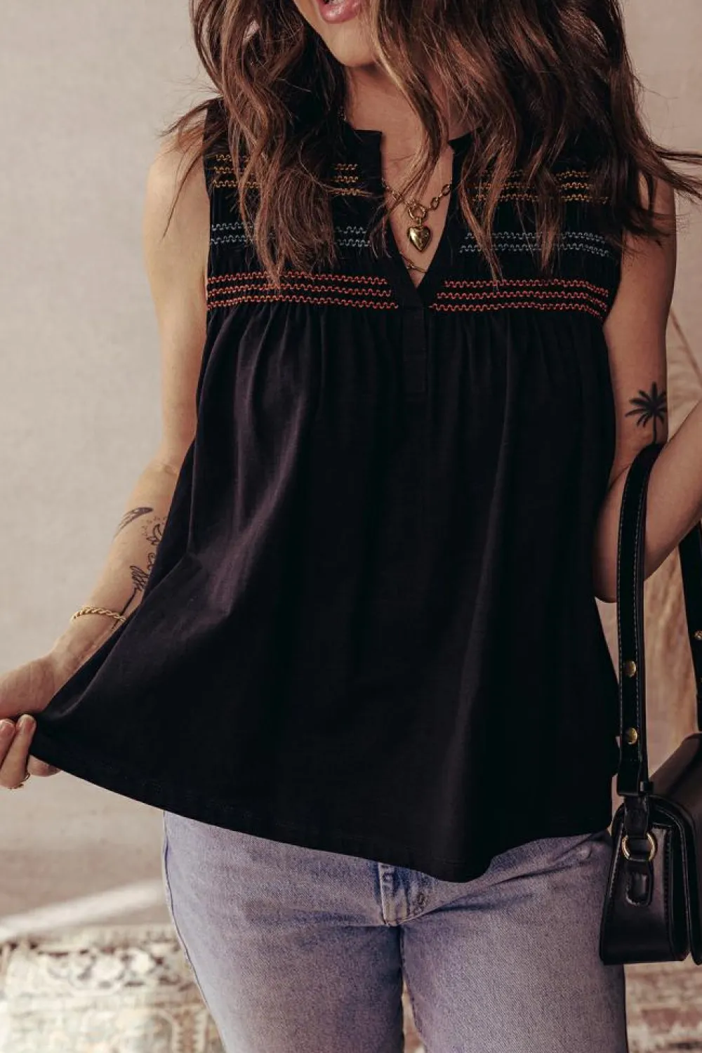 Outlet Dear-Lover Colorful Shirred Yoke Notched V Neck Tank Top Black
