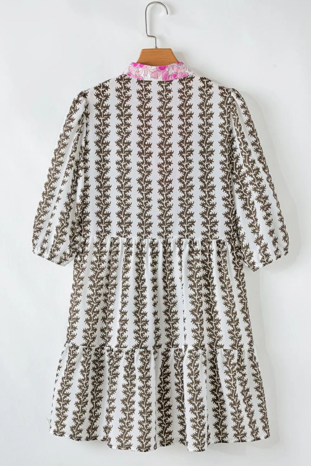 Best Dear-Lover Contrast Floral V Neck Printed Bracelet Sleeve Dress Black