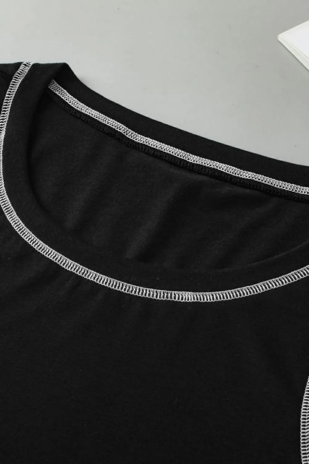 Discount Dear-Lover Contrast Stitch Round Neck Sleeveless Top Black