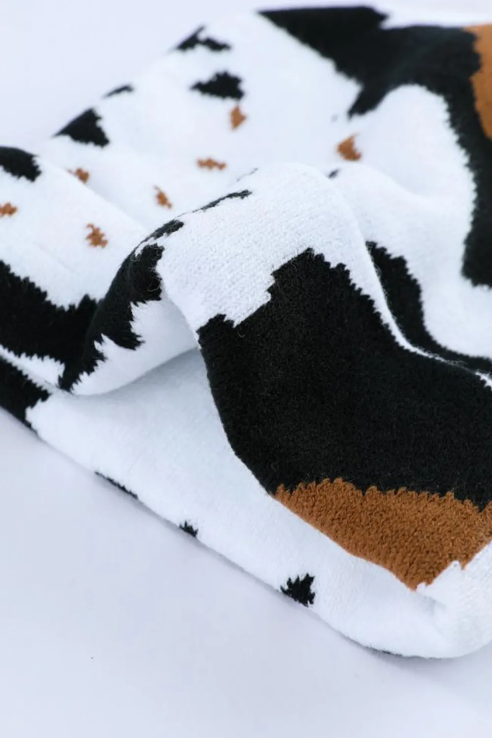 Online Dear-Lover Cow Spots Printed Warm Beanie Hat Black