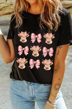 Hot Dear-Lover Cow with Bow Graphic Crewneck Western Tee Black