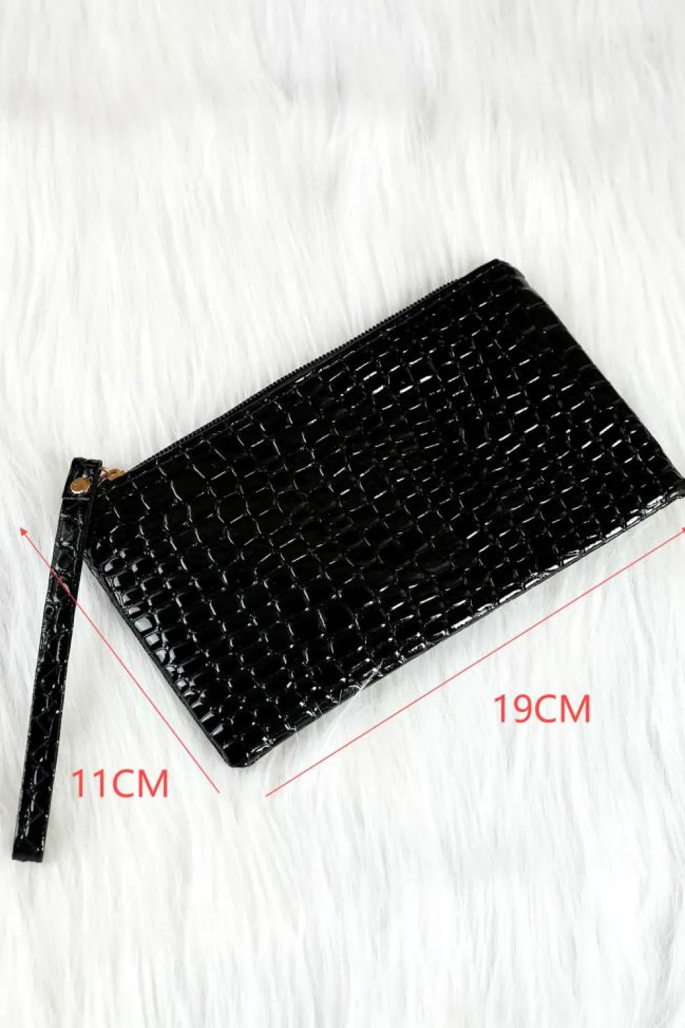 New Dear-Lover Crocodile Pattern Zipper Wristlet Wallet Black
