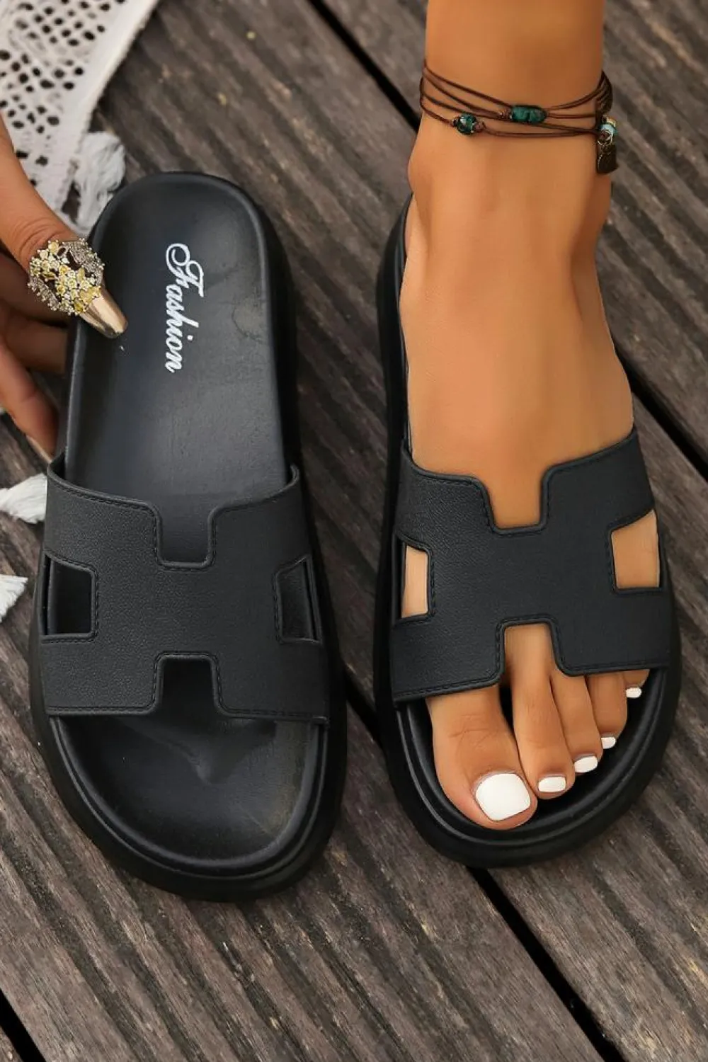 Online Dear-Lover Cutout Design Open Toe Platform Slippers (Run Small, Size Up) Black
