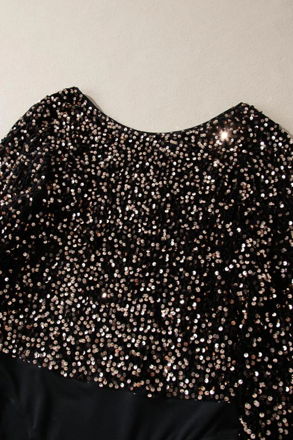 Fashion Dear-Lover Deep V Back Sequin Puff Sleeve Bodysuit Black