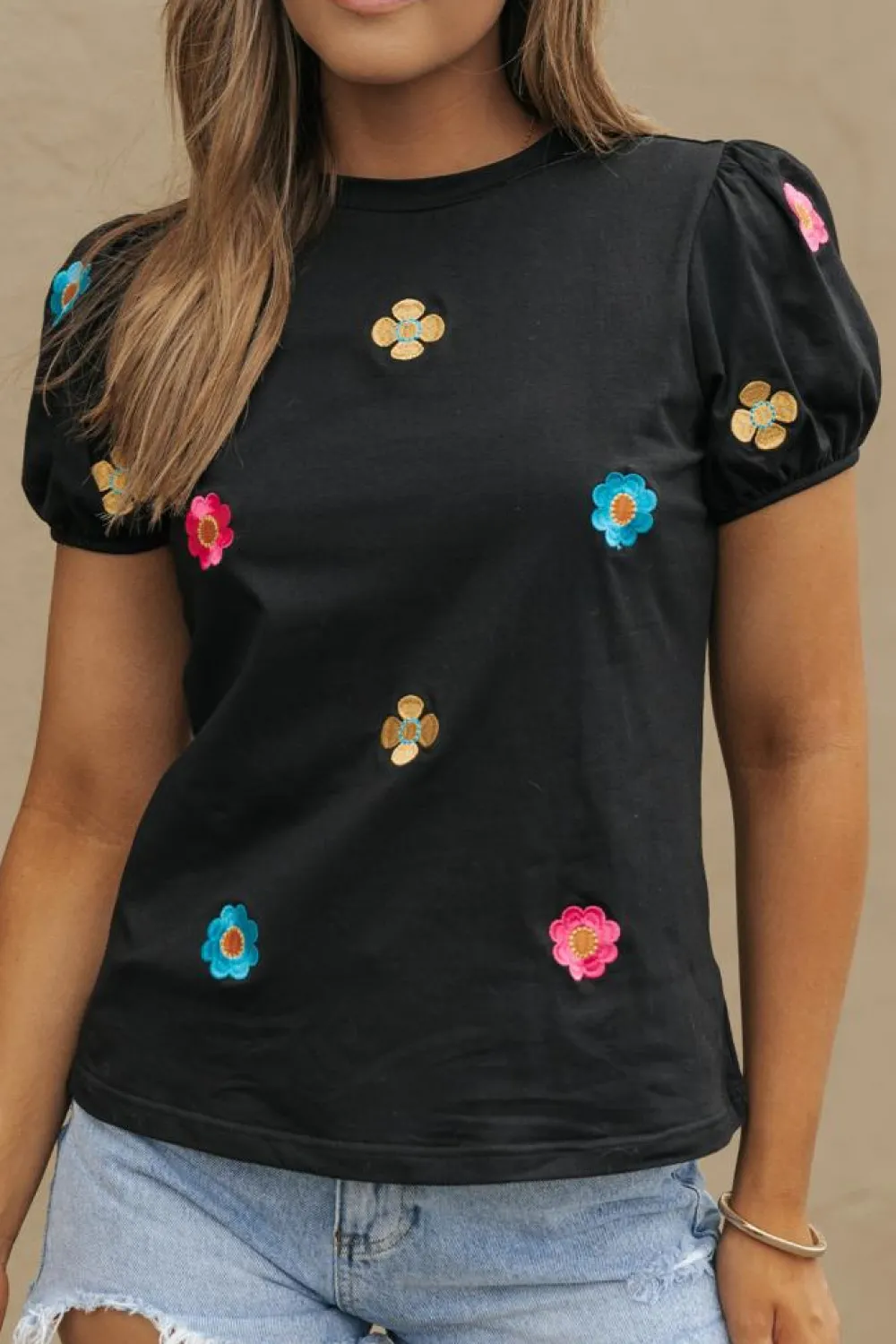 Best Dear-Lover Embroidered Flower Short Puff Sleeve Tee Black