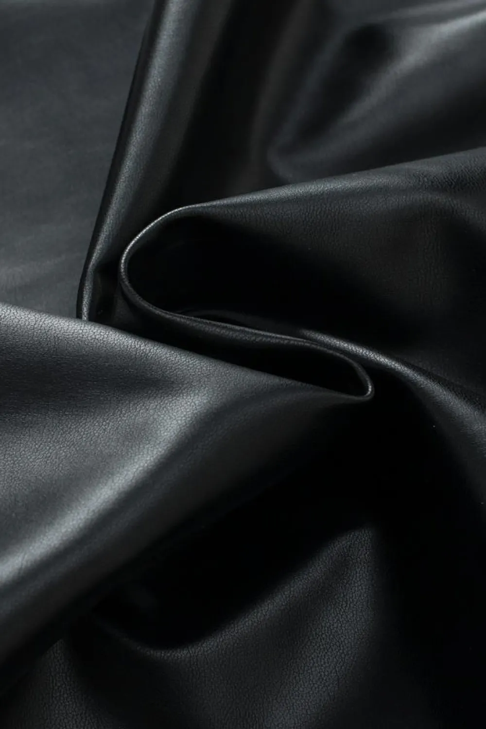 Hot Dear-Lover Faux Leather Crew Neck Tank Top Black
