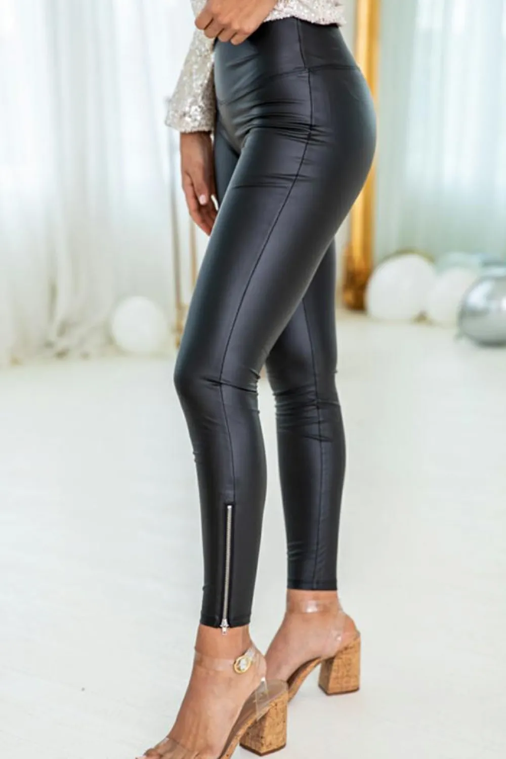 Clearance Dear-Lover Faux Leather Zipped Detail Leggings Black