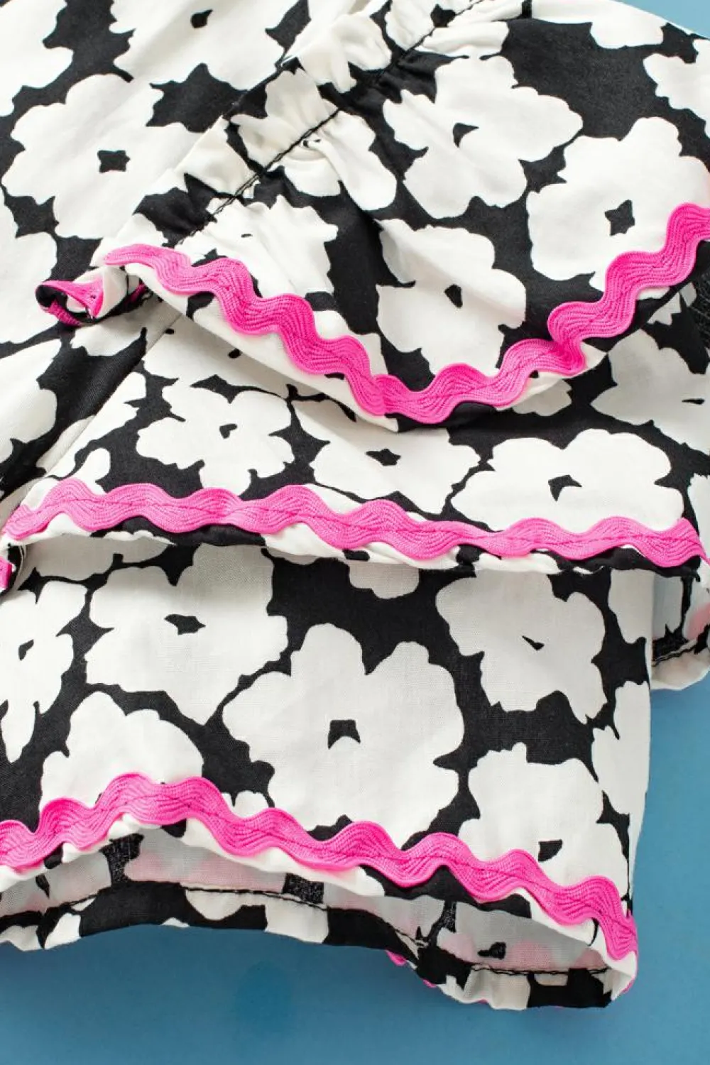 Online Dear-Lover Floral Contrast Ric Rac Layered Ruffle Sleeve Blouse Black