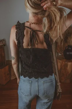 Hot Dear-Lover Floral Embroidered Buttoned Square Neck Tank Top Black