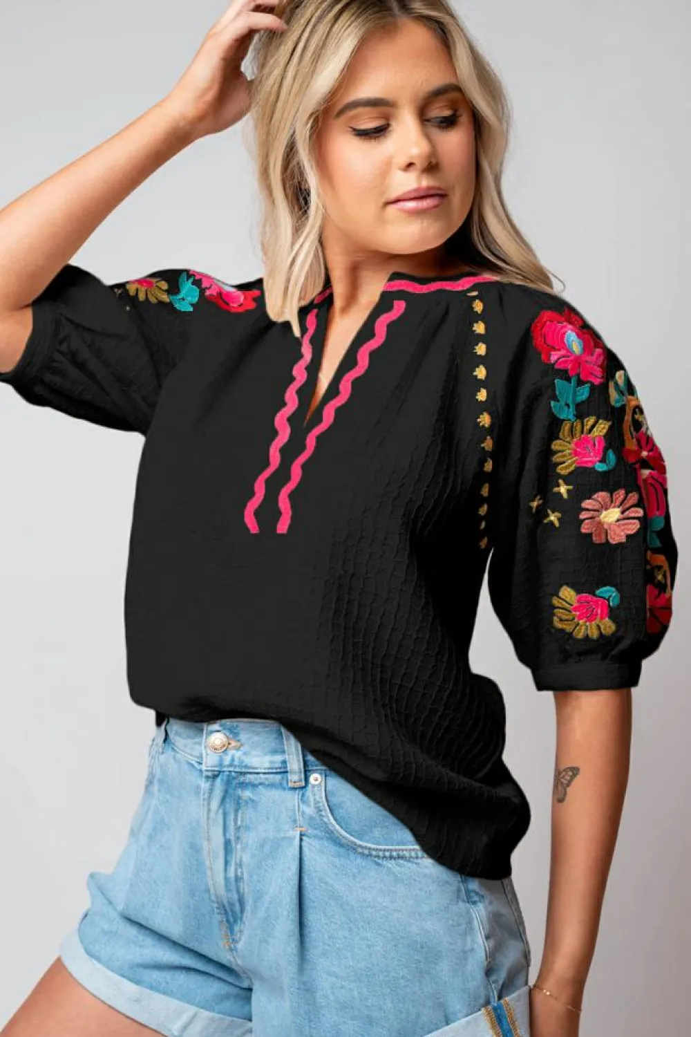 Discount Dear-Lover Floral Embroidered Ricrac Puff Sleeve Textured Blouse Black