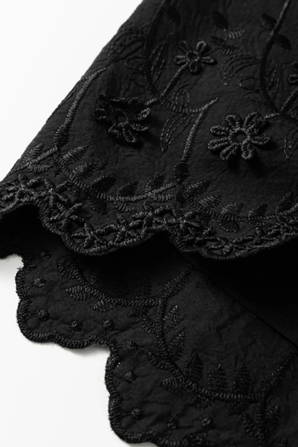 Hot Dear-Lover Floral Embroidered Buttoned Square Neck Tank Top Black