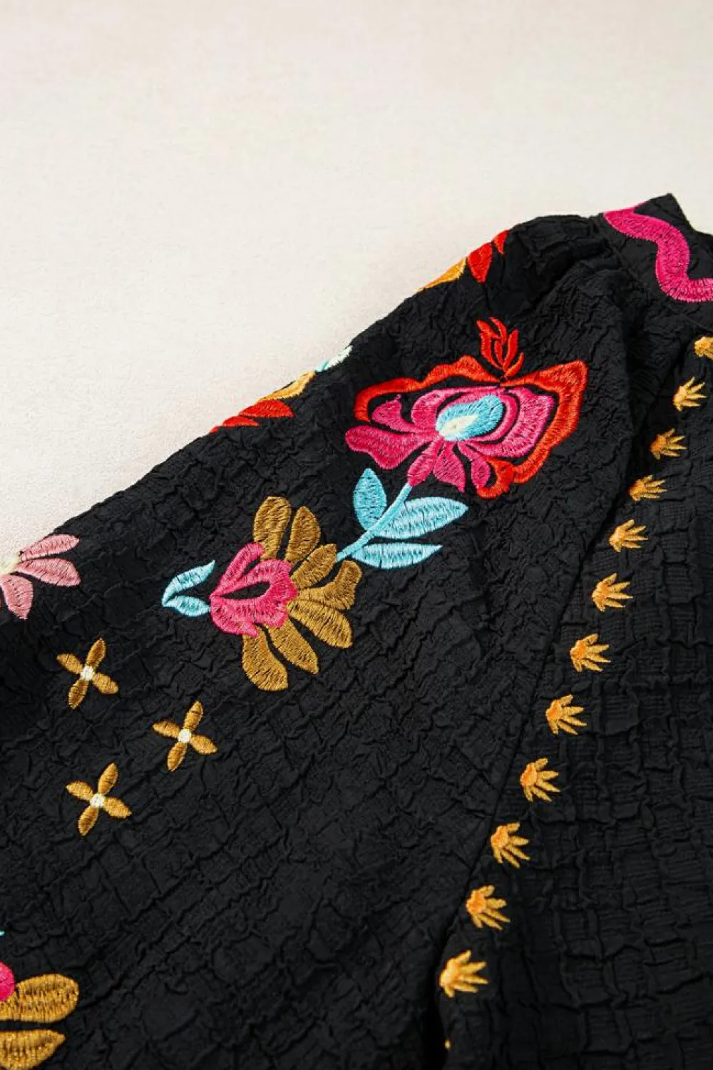 Discount Dear-Lover Floral Embroidered Ricrac Puff Sleeve Textured Blouse Black