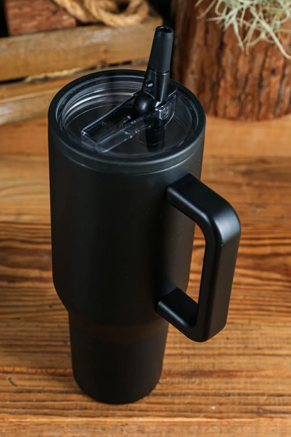 Discount Dear-Lover Frosted Stainless Handle Large Vacuum Cup with Straw 40oz Black