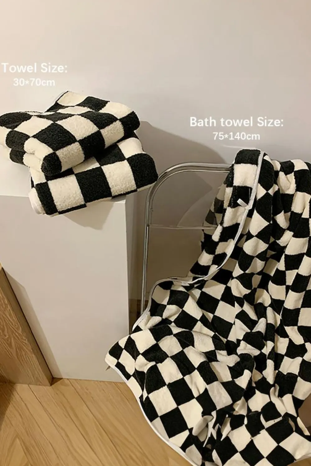 Hot Dear-Lover Fuzzy Checkerboard Bath Towel Set Black
