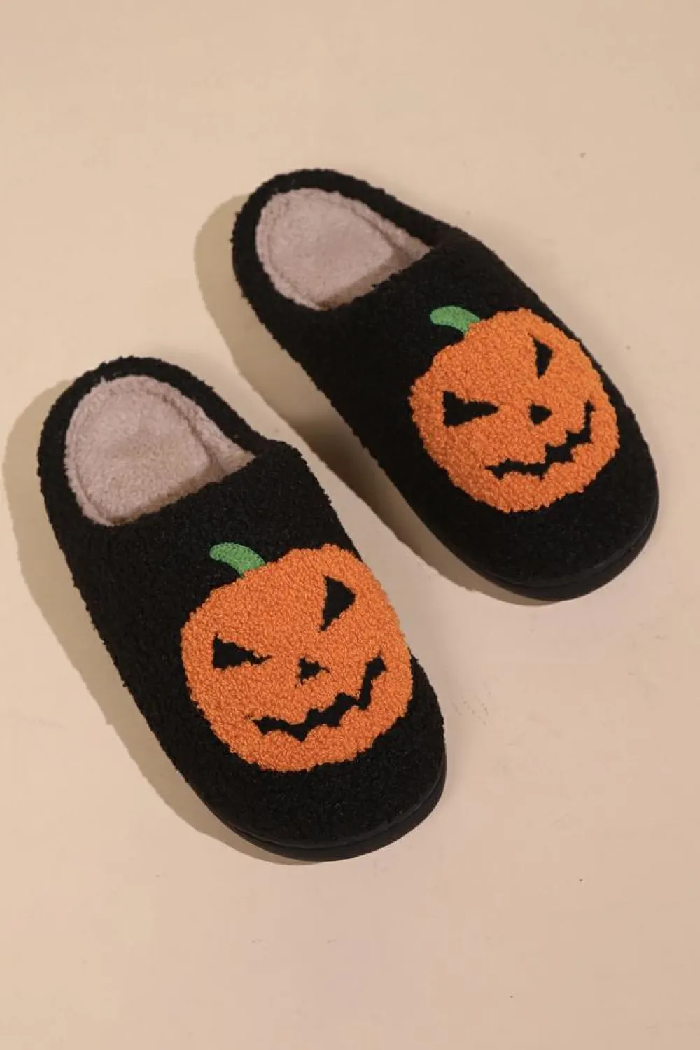 Best Dear-Lover Halloween Pumpkin Print Plush Slippers Black
