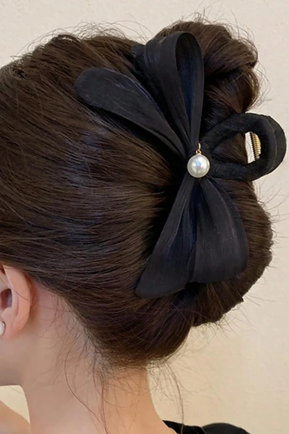 Fashion Dear-Lover Pearl Decor Bow Large Claw Clip Black