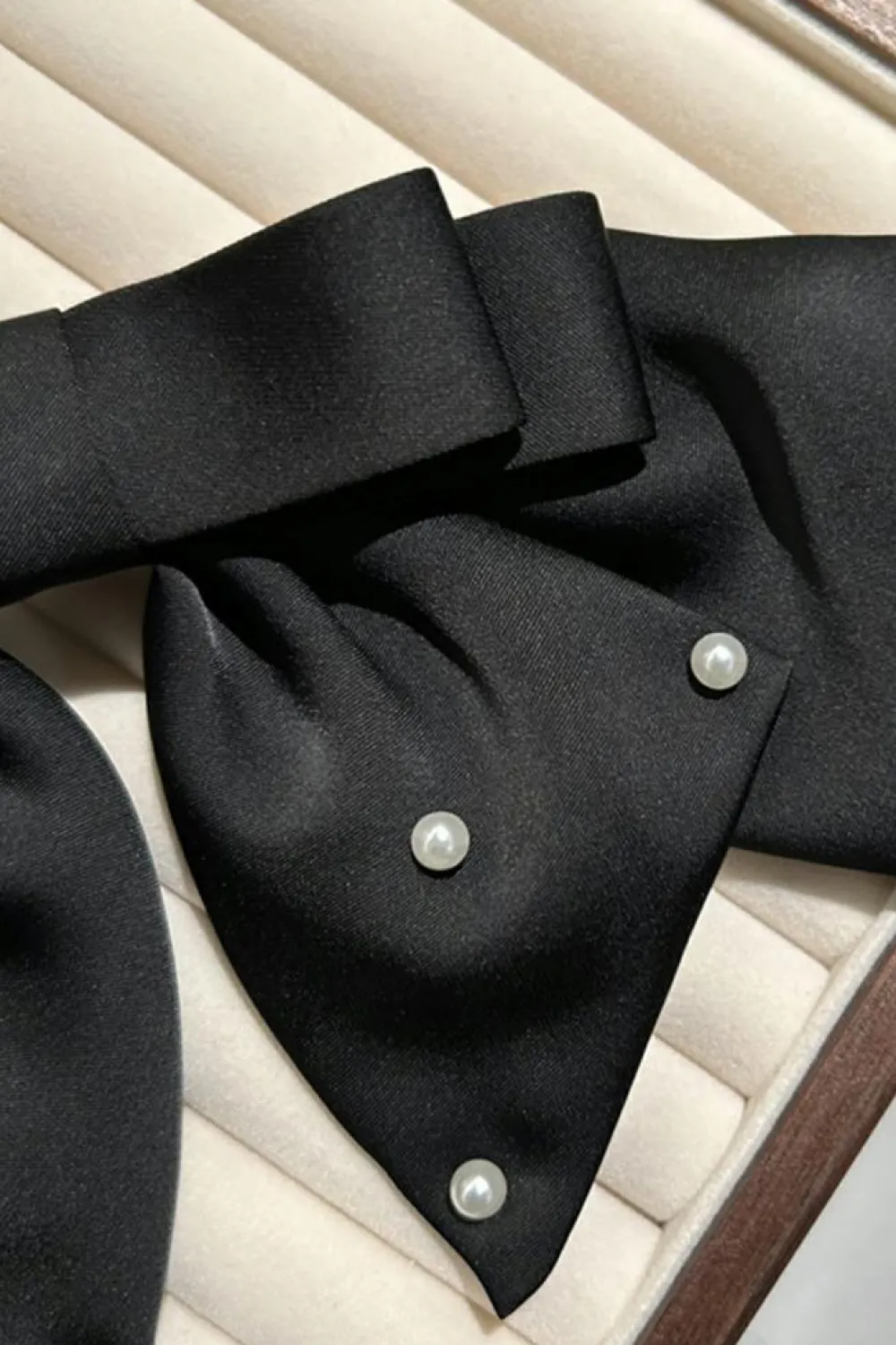 Clearance Dear-Lover Pearl Embellished Tiered Bowknot Hair Clip Black