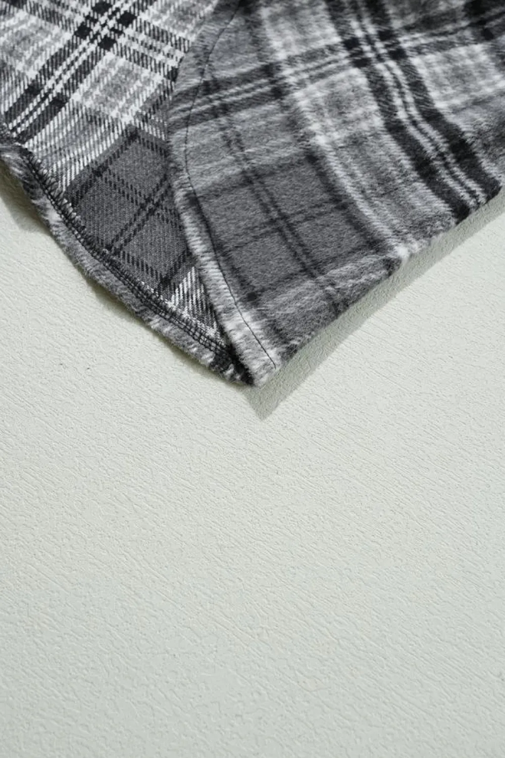 Sale Dear-Lover Plaid Print Flap Pockets Contrast Hooded Loose Shacket Black