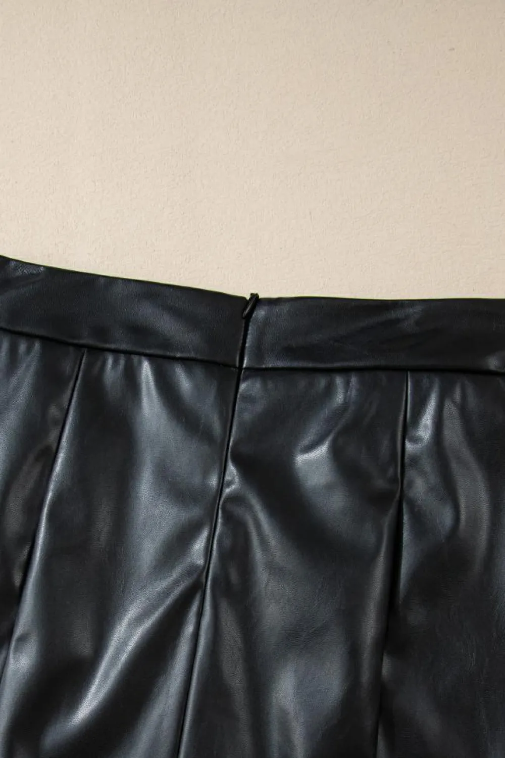 New Dear-Lover PU Leather Side Slits Slim Fit High Waist Mini Skirt Black