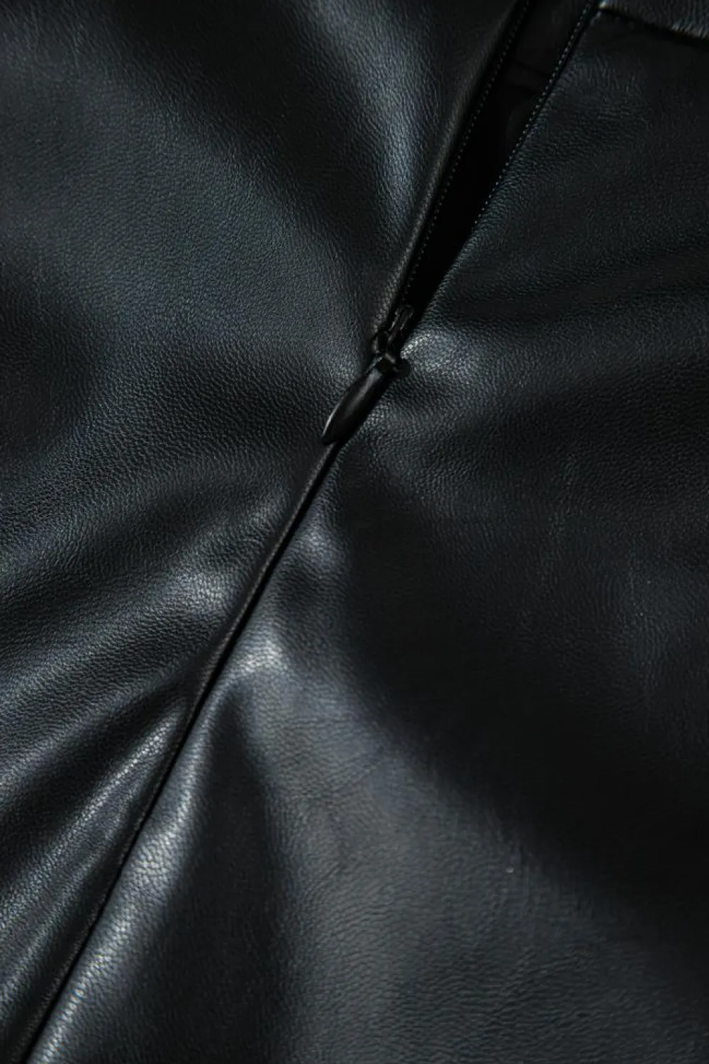 New Dear-Lover PU Leather Side Slits Slim Fit High Waist Mini Skirt Black