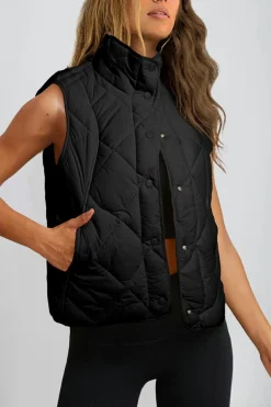 Hot Dear-Lover Quilted High Neck Button Up Pocket Vest Coat Black