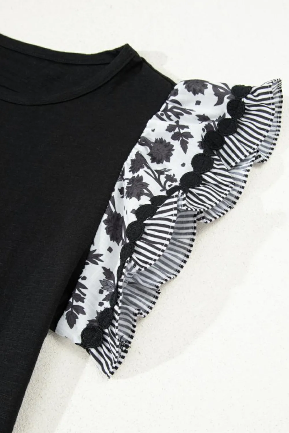 Hot Dear-Lover Ricrac Trim Printed Flutter Sleeve Contrast Patchwork Blouse Black