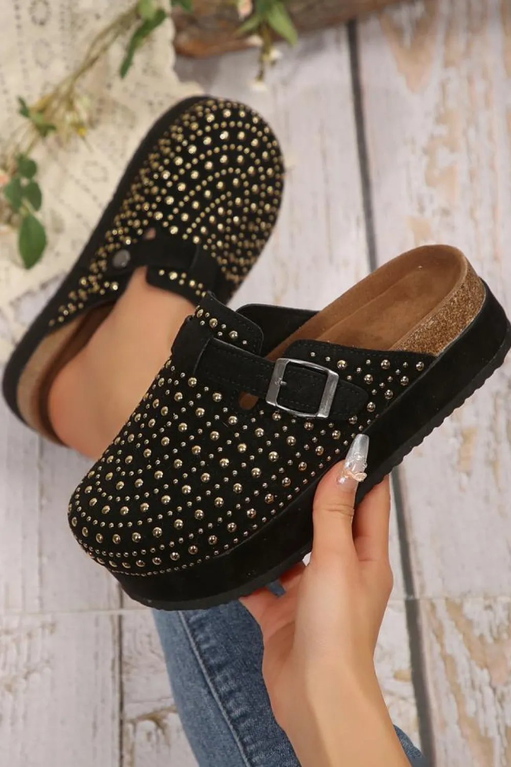 Discount Dear-Lover Rivet Buckle Closed Toe Platform Slippers Black