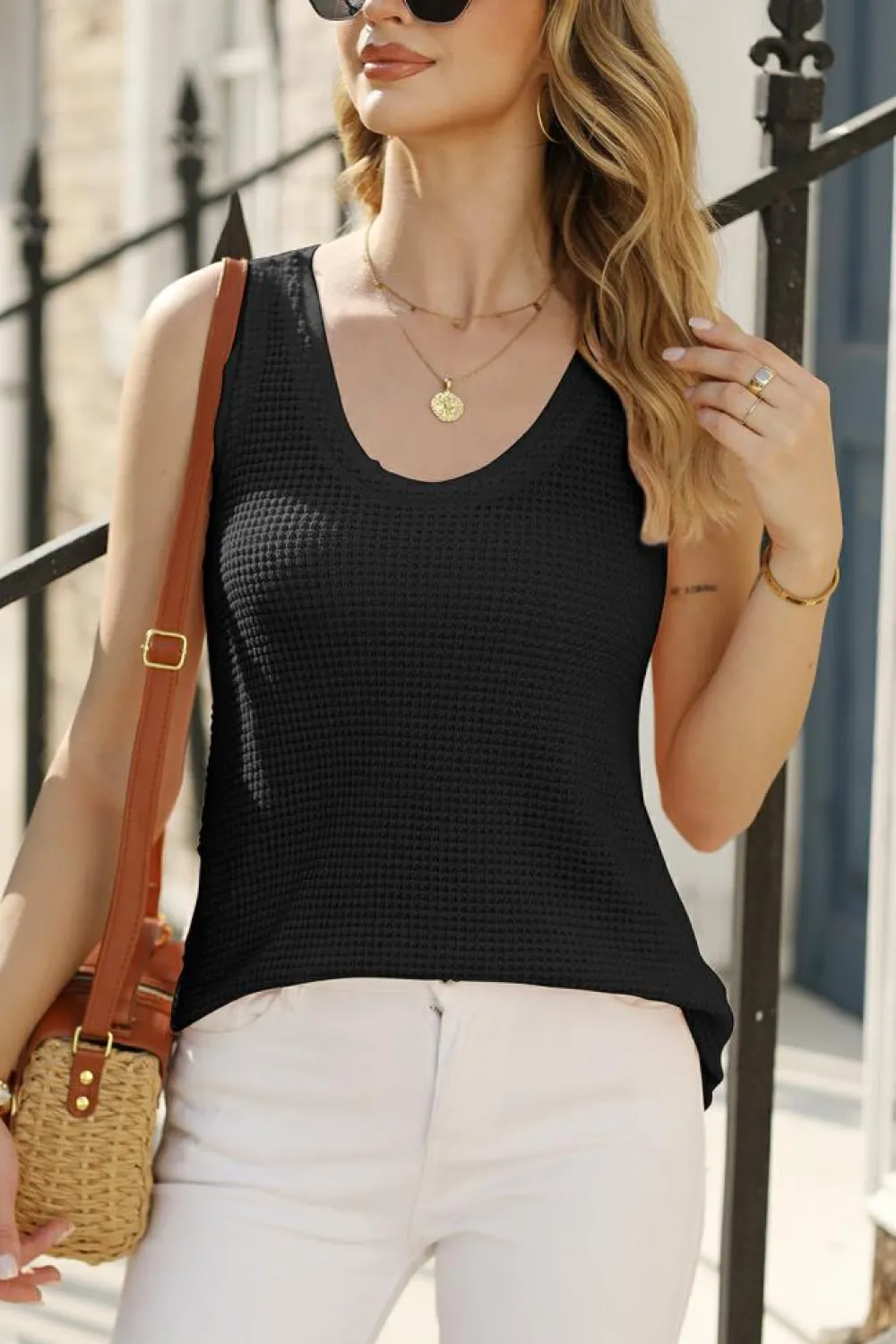 Best Dear-Lover Scoop Neck Waffle Knit Flowy Vest Black