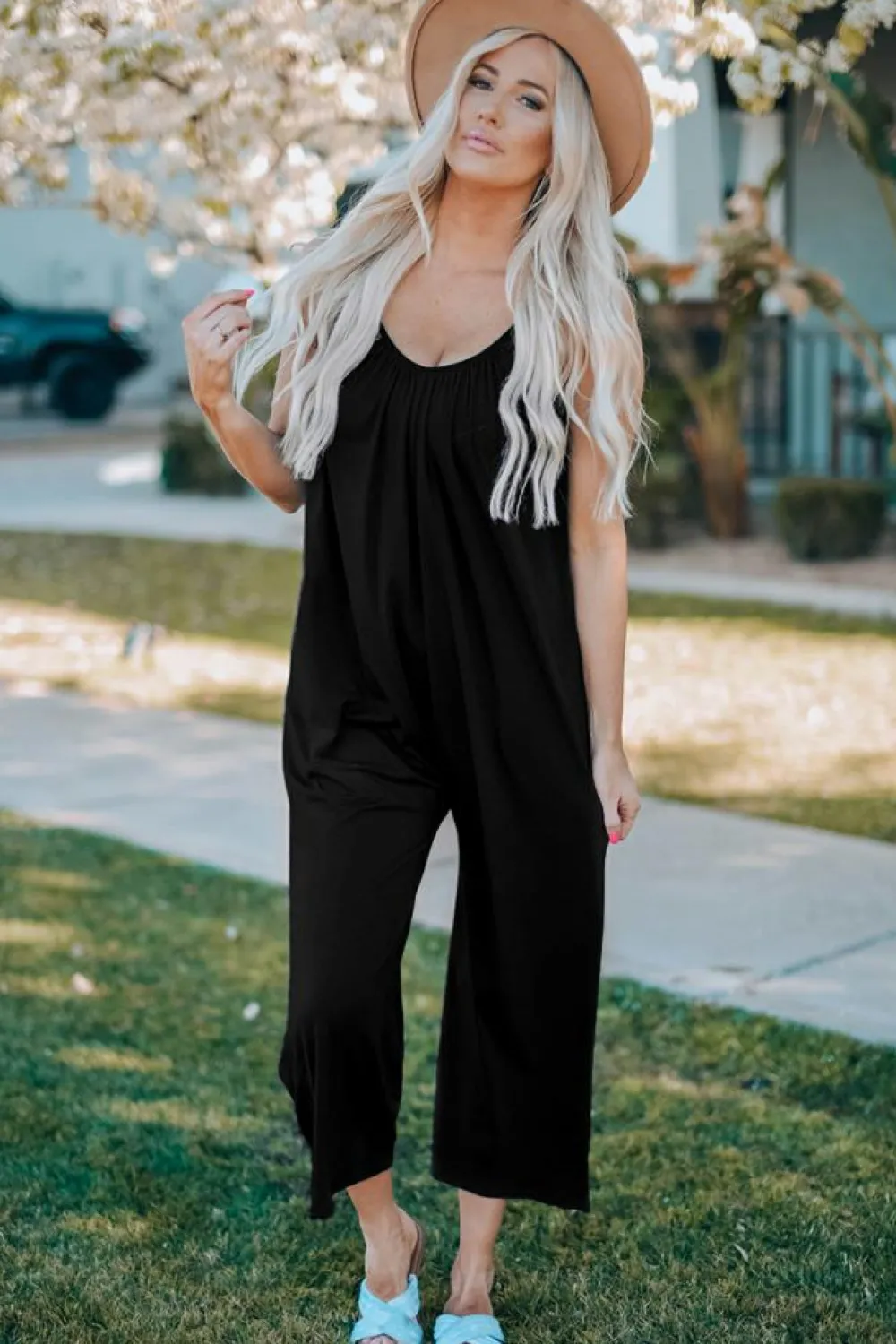 Discount Dear-Lover Spaghetti Straps Wide Leg Pocketed Jumpsuits Black